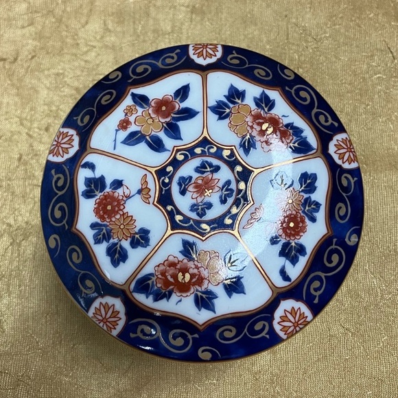 Vintage OMC Porcelain Trinket/Jewelry Box Made in Japan - Picture 2 of 8